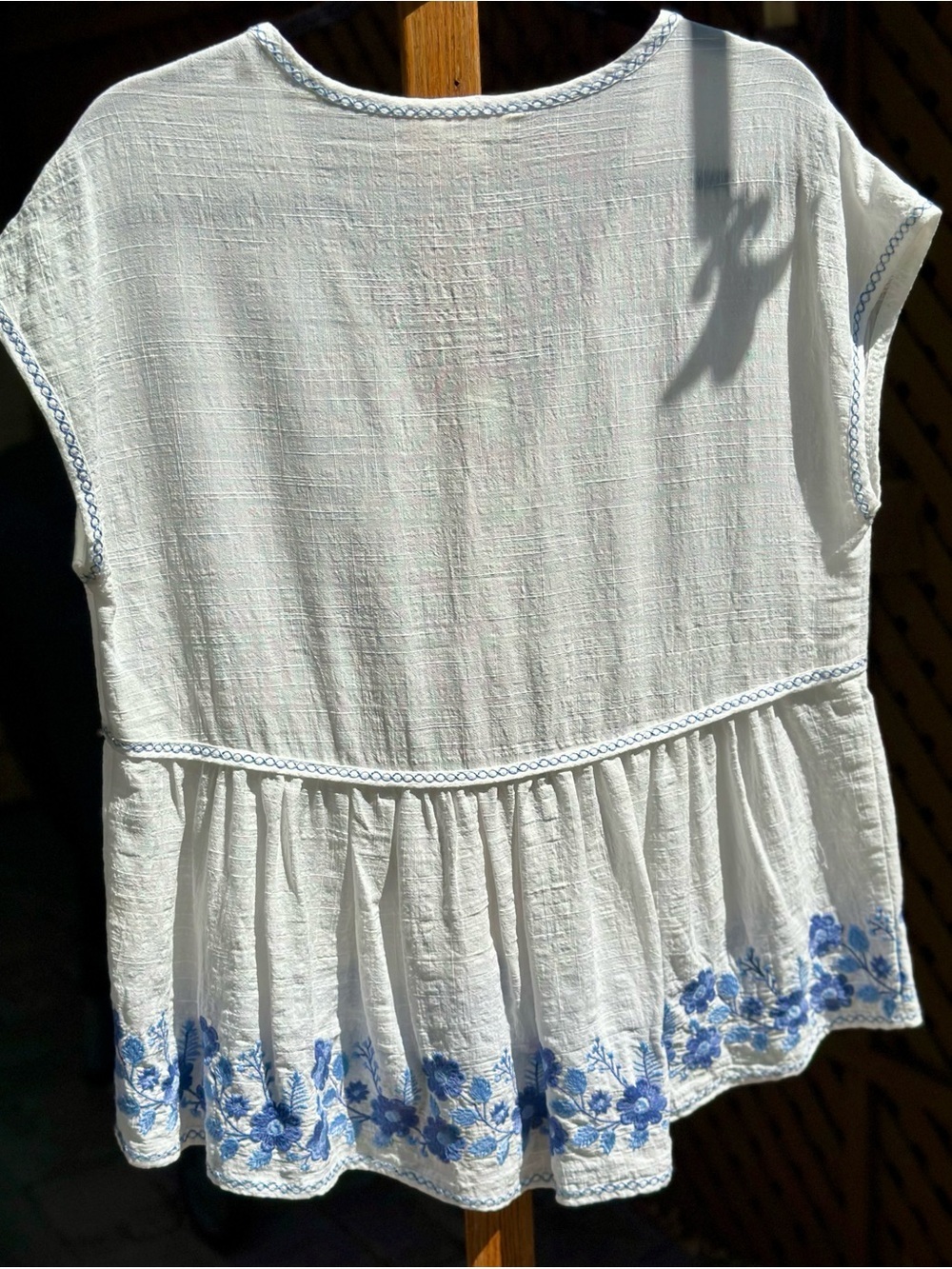 Max Studio White Tunic with Blue Floral Embroidery and Decorative Stitching NWT - Picture 6 of 11